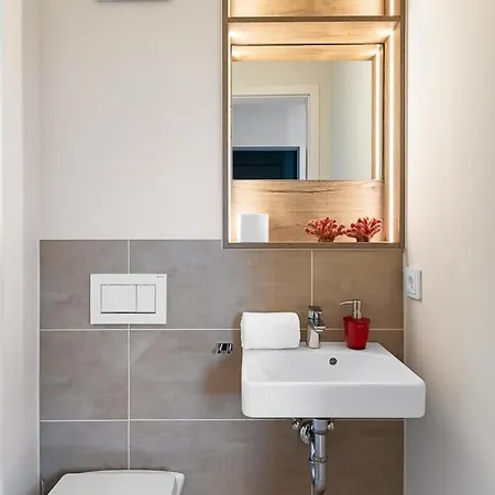 Hafenliebe- Sauna, Steg, Hafenblick, Kamin, Terrasse Prázdninový dům Olpenitz